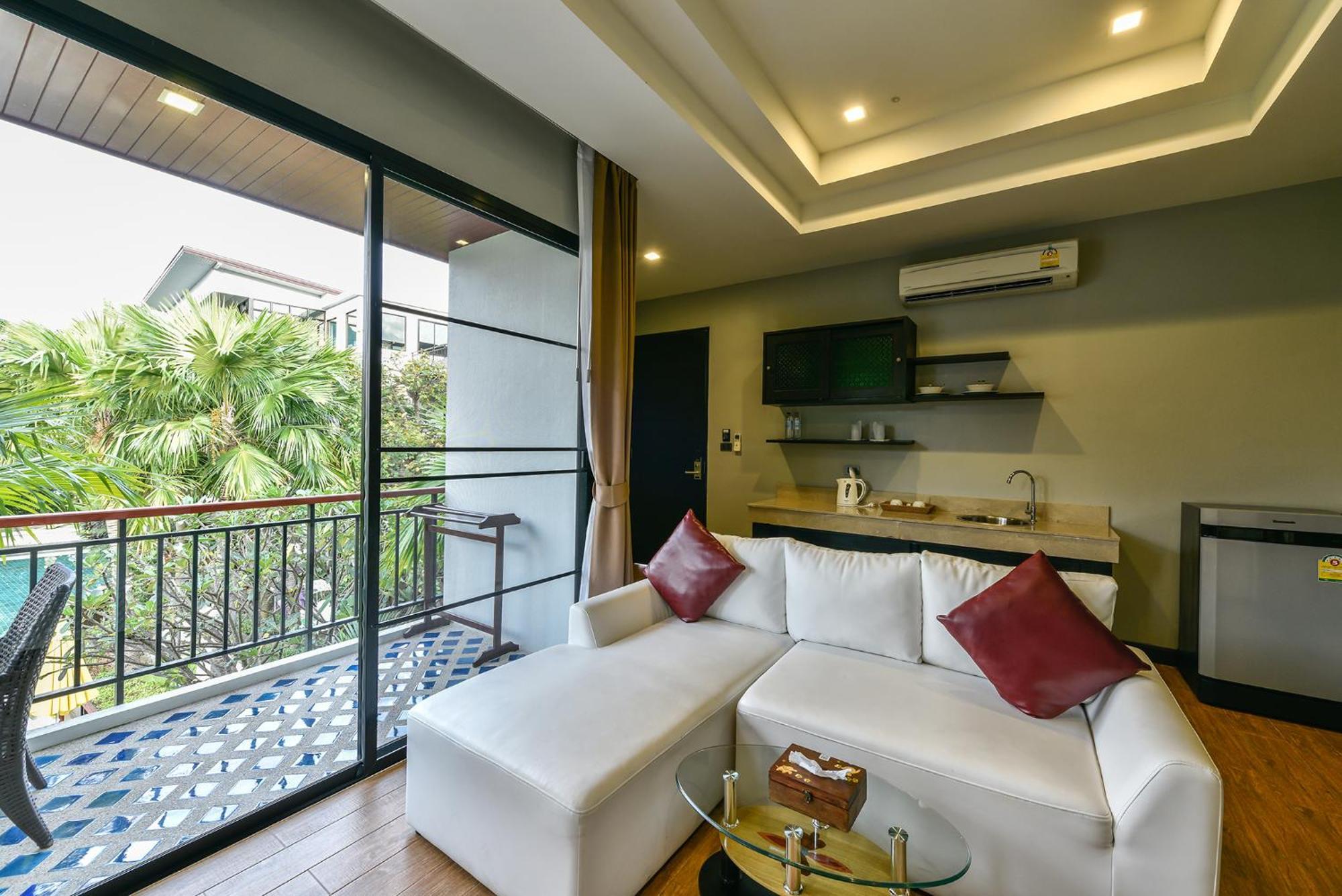 Coco Retreat Phuket Resort And Spa - Sha Plus Chalong Exterior photo